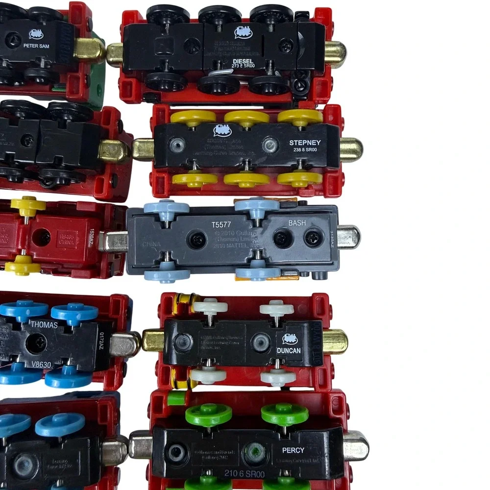 Thomas & Friends Take N Play 17 pc Diecast Vehicle Lot w/ Cargo and Accessories
